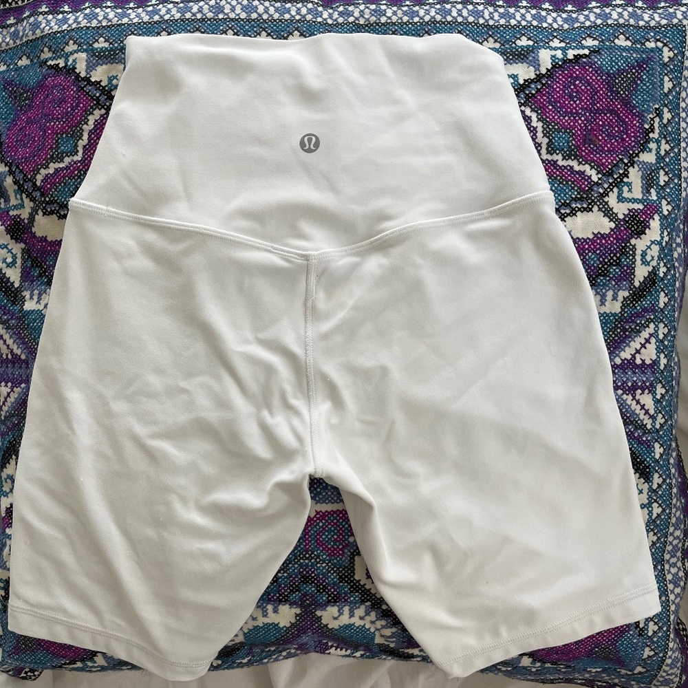 Lulu Lemon align high rise shorts